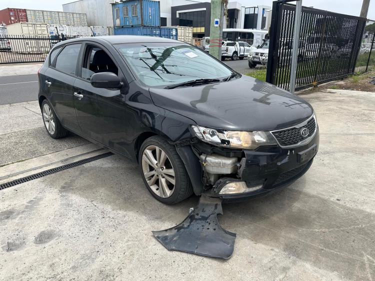 kia Cerato SLI Nov 2012 Parts & Wrecking