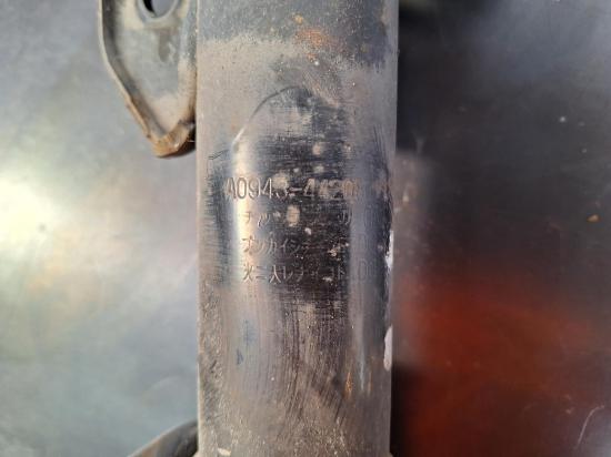 toyota Yaris 2011 LEFT FRONT STRUT 