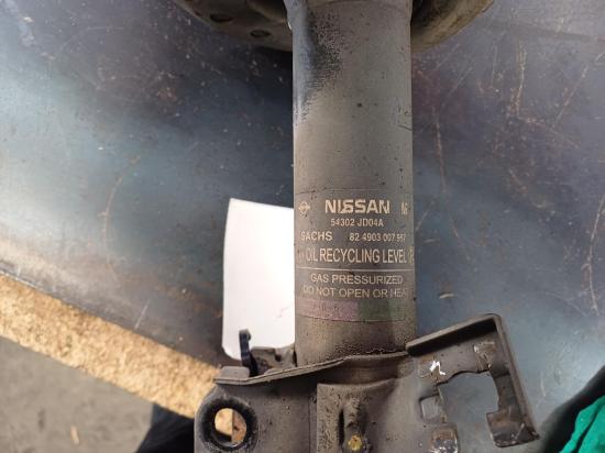 nissan Dualis Jul 2010 RIGHT FRONT STRUT 