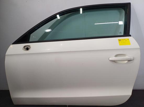 audi A1 2011 LEFT FRONT DOOR 