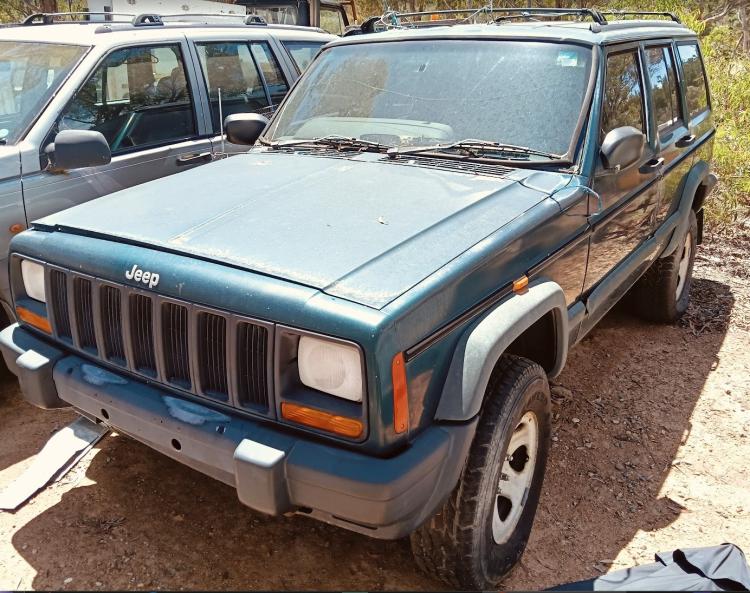 jeep Cherokee XJ CRD Nov 1997 Parts & Wrecking
