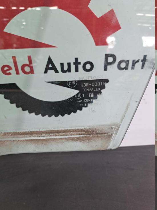 subaru Impreza Feb 2009 LEFT FRONT DOOR WINDOW 