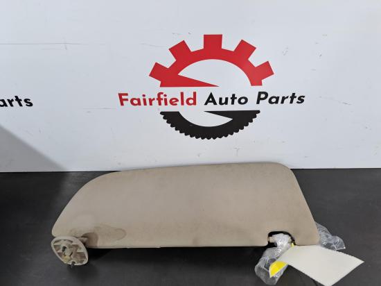 holden Colorado Oct 2012 SUN VISOR 