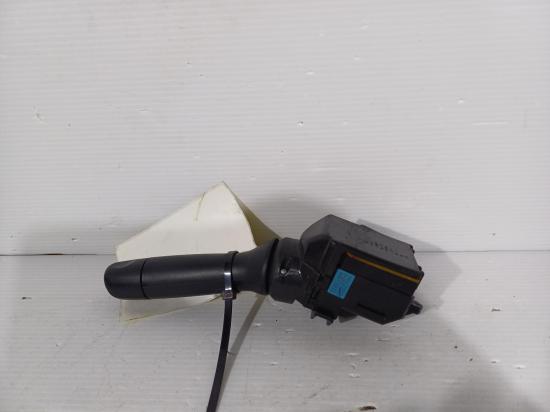 toyota Yaris Jun 2016 COMBINATION SWITCH 