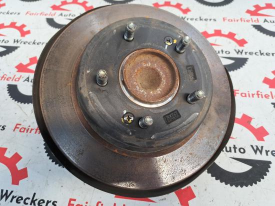 hyundai Kona 2019 LEFT REAR HUB ASSEMBLY 