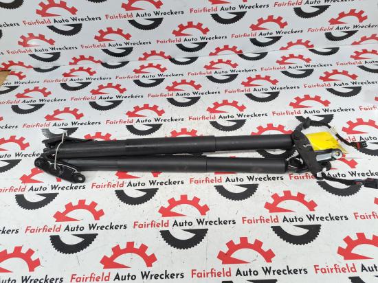 audi Q5 Dec 2021 HATCH STRUT 