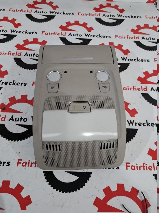 audi Q5 2010 COURTESY LIGHT 