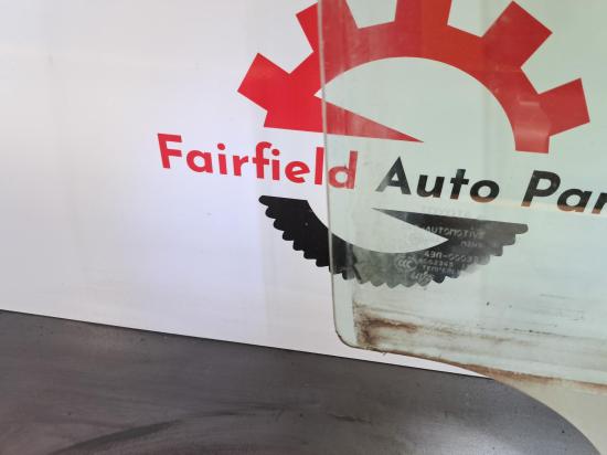 toyota Tarago Mar 2008 RIGHT REAR DOOR WINDOW 