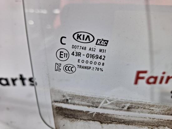 kia Rio Apr 2019 RIGHT REAR DOOR WINDOW 
