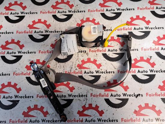 kia Carnival/grand Carnival Jan 2013 SEAT BELT 