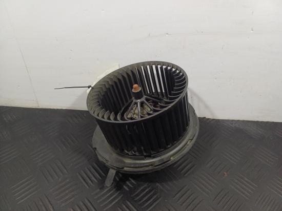 skoda Octavia 2012 HEATER FAN MOTOR 