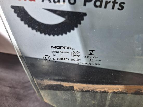 jeep Compass 2013 RIGHT FRONT DOOR WINDOW 