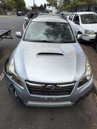 2013 Subaru Outback image 1