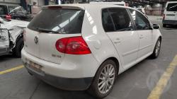 2016 Volkswagen Golf image 1