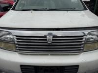2000 Nissan Elgrand image 1