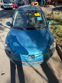2013 Mazda 2 DE image 1