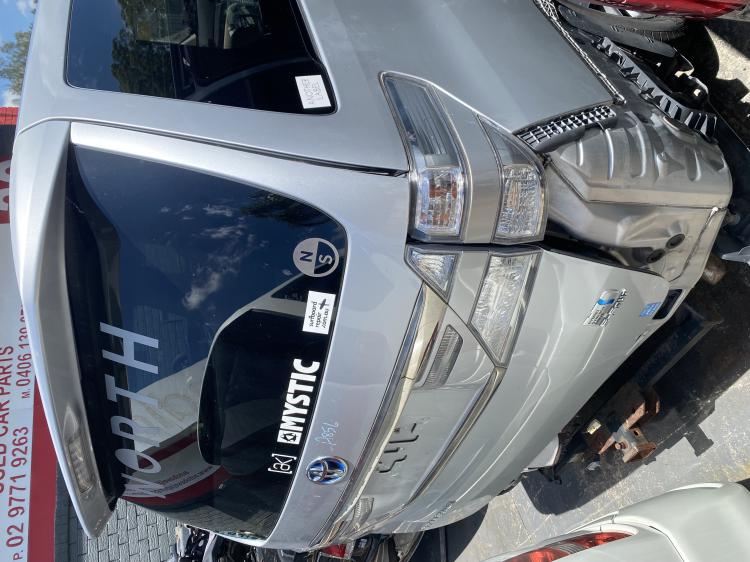 toyota Vellfire ATH20 2010 Parts & Wrecking