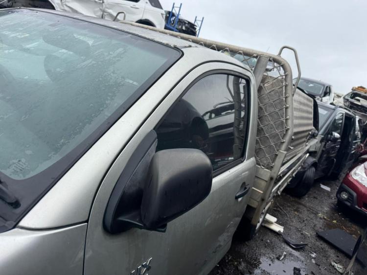 toyota Hilux 2006 Parts & Wrecking