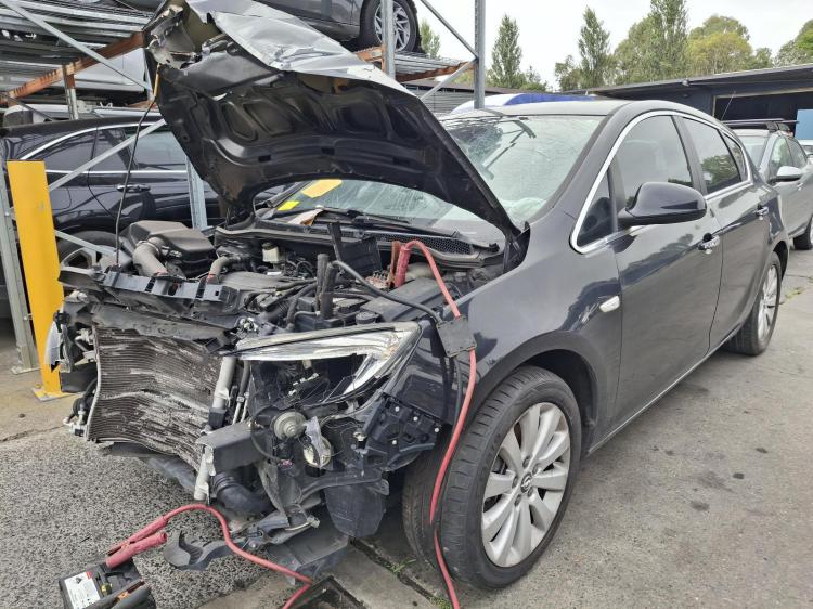 holden Astra PJ May 2013 Parts & Wrecking