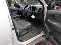 2011 Toyota Hilux KUN26R image 1