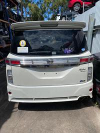 2012 Nissan Elgrand E52 image 1