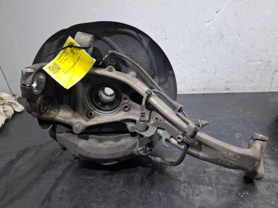 audi Q7 3.0 TDI QUATTRO Jan 2016 RIGHT FRONT HUB ASSEMBLY 