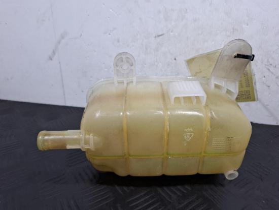 toyota Corolla ZWE211R Mar 2020 OVERFLOW BOTTLE 
