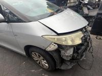 2006 Toyota Tarago image 1