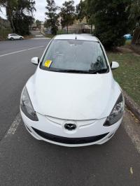 2014 Mazda 2 image 1