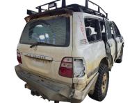 2003 Toyota Land Cruiser UZJ100R GXL image 1