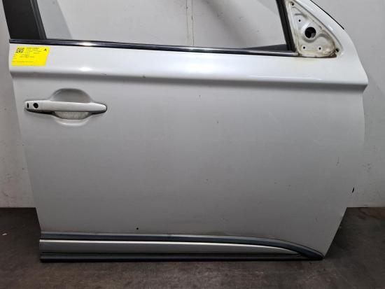 mitsubishi Outlander ZL Mar 2018 RIGHT FRONT DOOR 