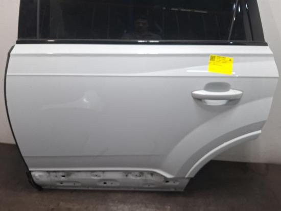 audi Q7 4M Jul 2023 LEFT REAR DOOR 