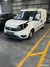 2017 Fiat Doblo image 1