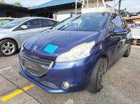 2013 Peugeot 208 image 1