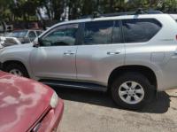 2010 Toyota Prado 150 image 1