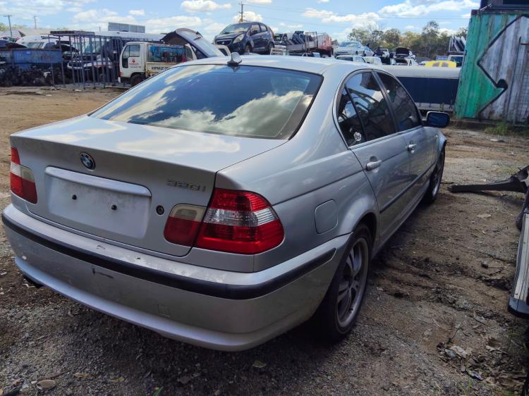 bmw 320i 2004 Parts & Wrecking