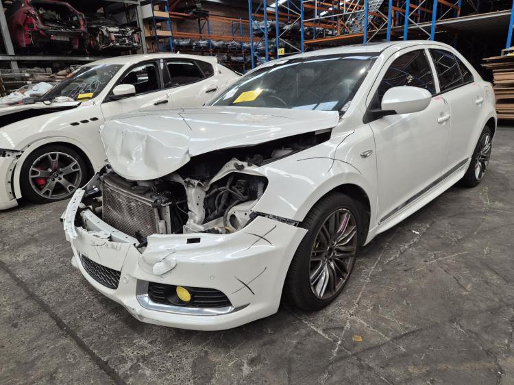suzuki Kizashi 2.4L J24B AUTO 6SPD 4WD SPORT Jan 2013 Parts & Wrecking