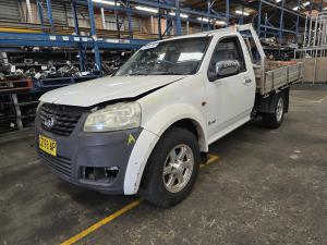 2012 Great Wall V240 2.4L SKQ100 MAN 5SPD RWD K2 image 1
