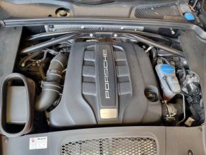 2016 Porsche Macan S DIESEL 95B image 1