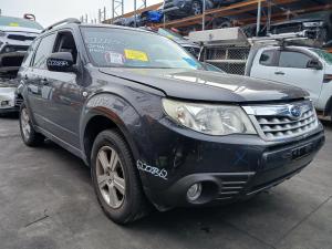 2012 Subaru Forester SH image 1