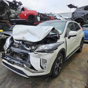 2018 Mitsubishi Eclipse Cross YA image 1