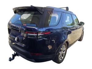 2017 Land Rover Discovery L462 TDV6 SE image 1