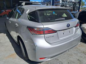 2012 Lexus Ct200h ZWA10 image 1