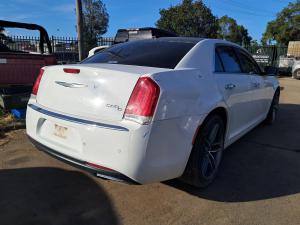 2015 Chrysler 300c LX2 image 1