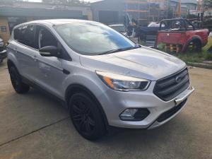 2017 Ford Escape ZG image 1
