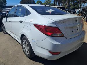 2017 Hyundai Accent RB image 1