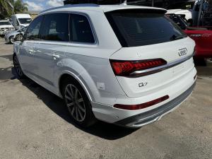 2021 Audi Q7 4M image 1