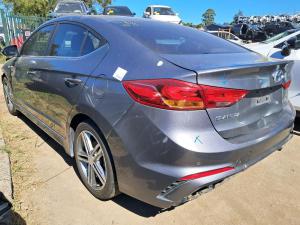 2016 Hyundai Elantra AD image 1