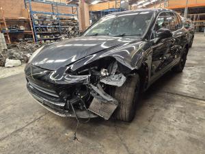 2012 Porsche Cayenne 92A 3.0DT CRCA AUTO 8SPD A5904 4WD image 1