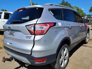 2018 Ford Escape ZG image 1